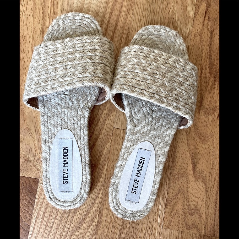 Steve madden sandals !